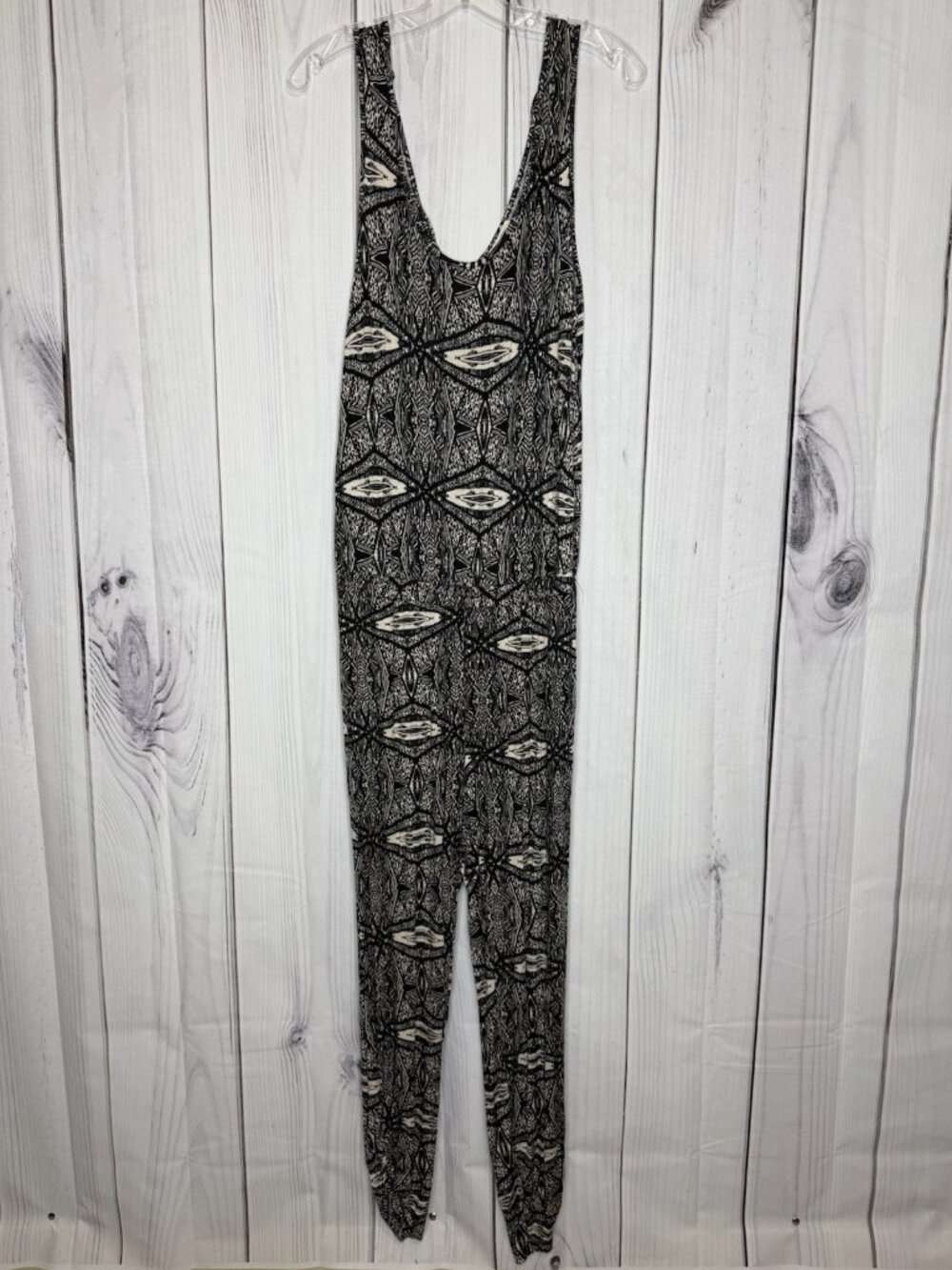 Fourteen & 9th Knit Jumpsuit Black Tan Tie Back Sz M Boho Geometric Pattern